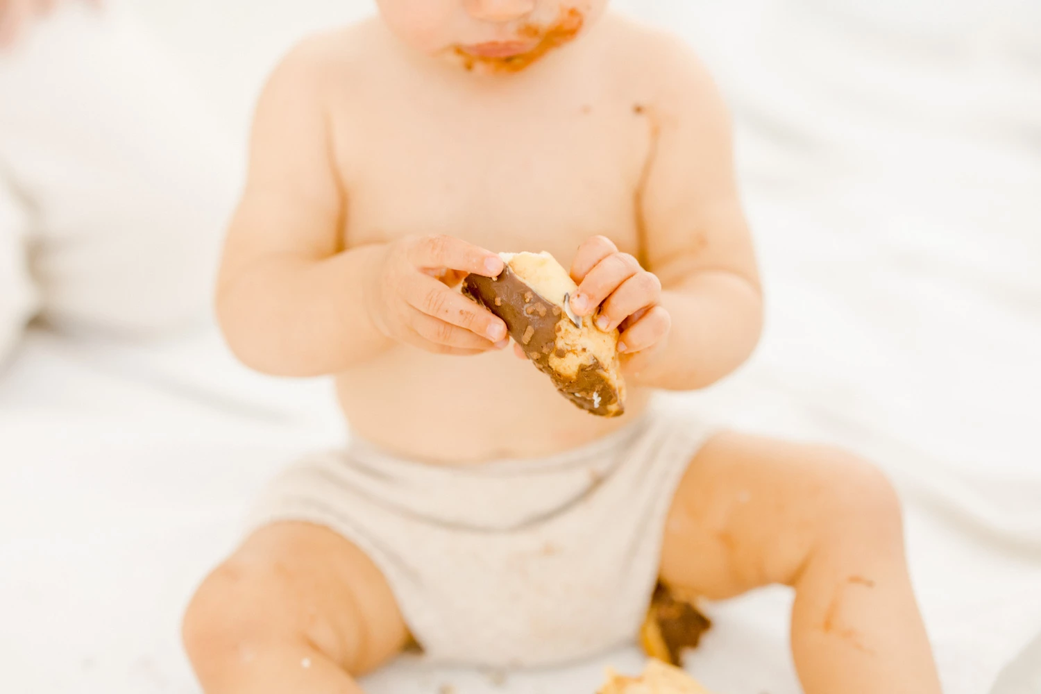 enfant nourriture beige marron gris